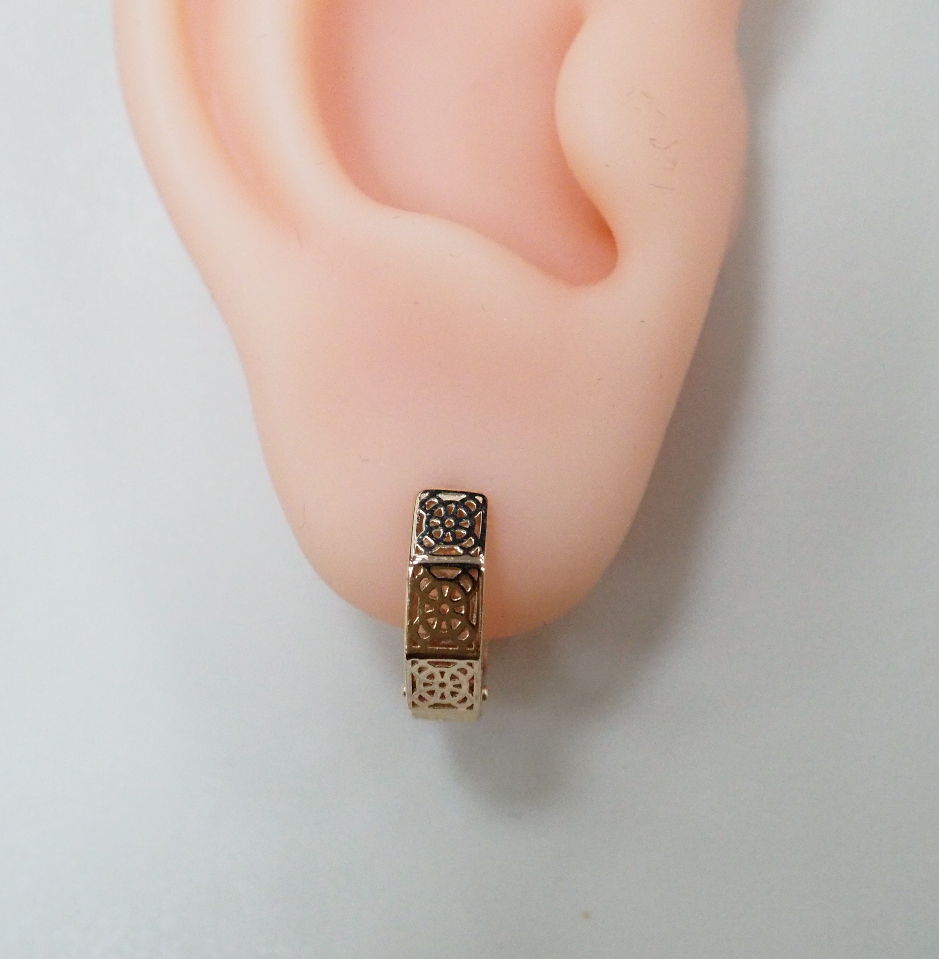 Серьги из золота
